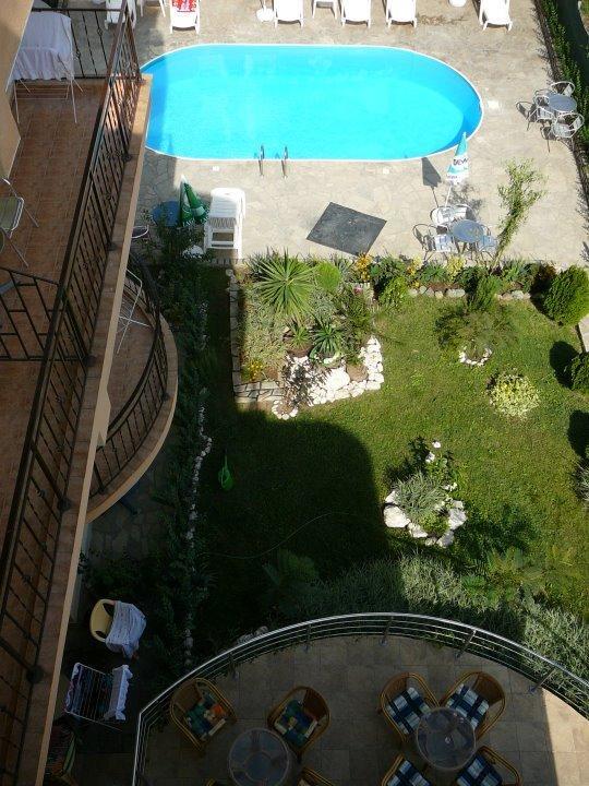 Семеен Хотел Атива - Family Hotel Ativa Lozenets Exterior foto