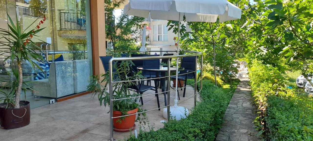 Семеен Хотел Атива - Family Hotel Ativa Lozenets Exterior foto