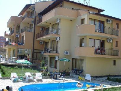 Семеен Хотел Атива - Family Hotel Ativa Lozenets Exterior foto